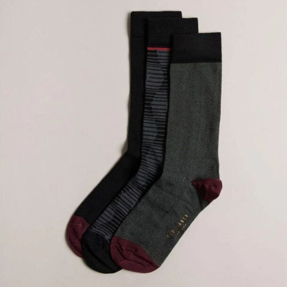 Ted Baker London Mens Hoptoit 3 Pack Crew Socks With Gift Box image 1