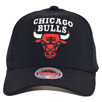 Mitchell & Ness Chicago Bulls Black Snapback Cap