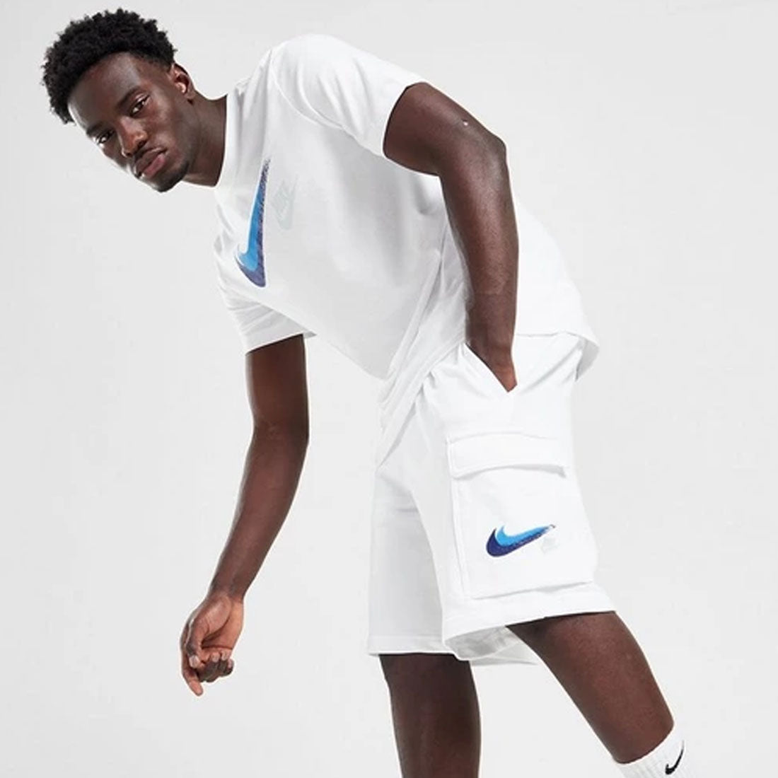 Nike Sportswear Men's White T Shirt Cargo Shorts Full Set